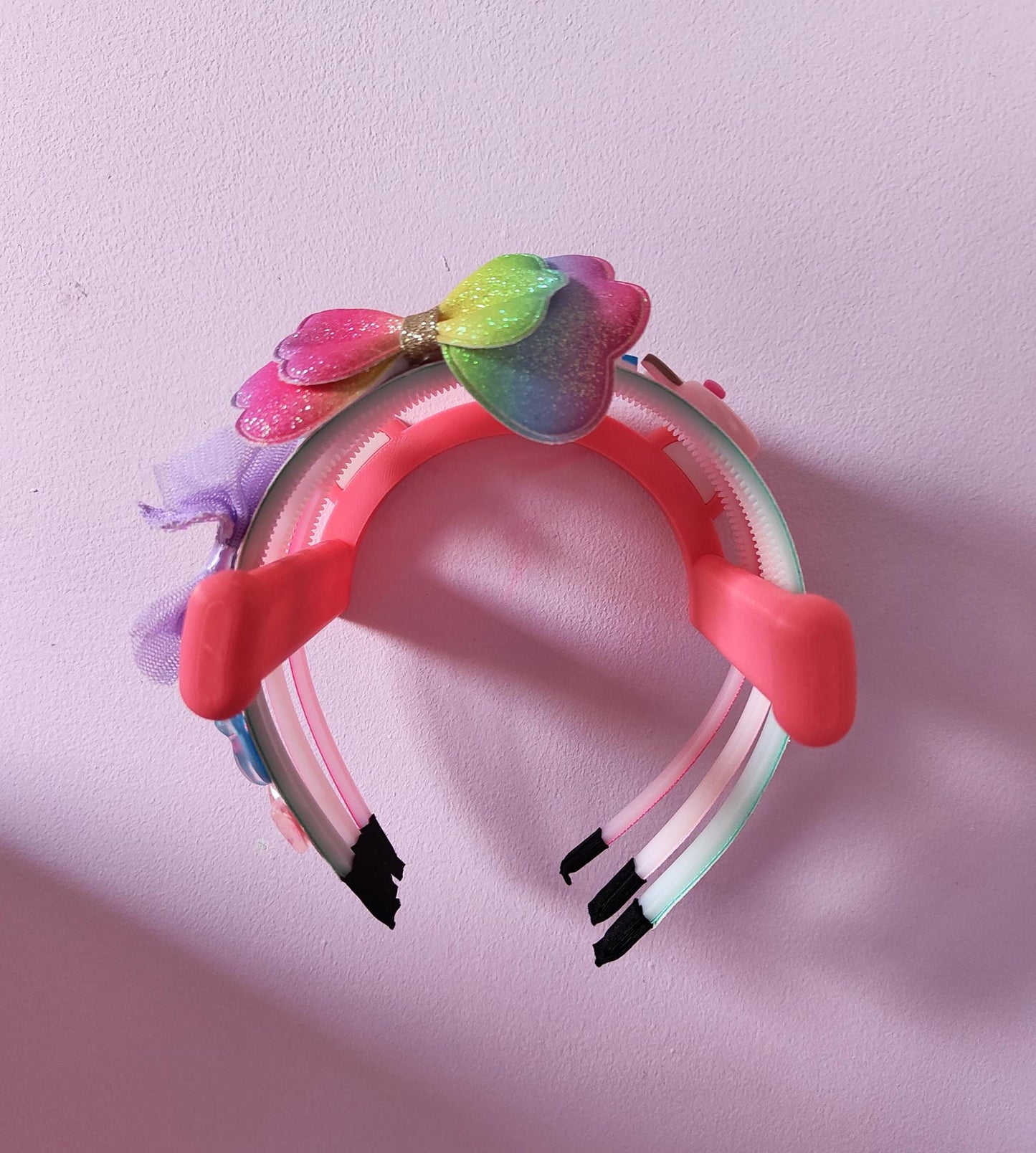 Adorable Wall-Mounted Hairband Holder with Cute Ears – Perfect for Kids’ Bedrooms